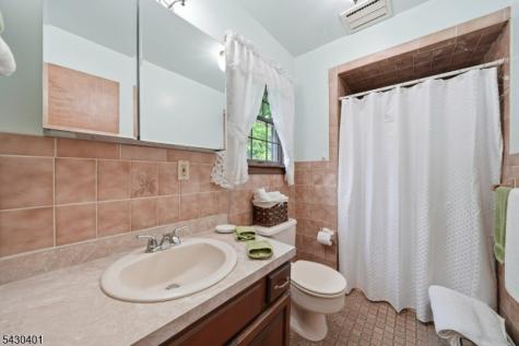 621 Bloomfield Avenue Nutley NJ 07110