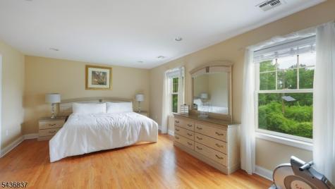5 Maple Drive Warren NJ 07059