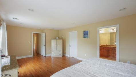 5 Maple Drive Warren NJ 07059