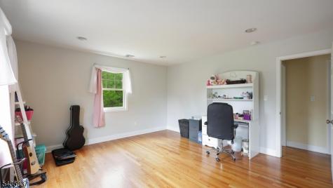 5 Maple Drive Warren NJ 07059