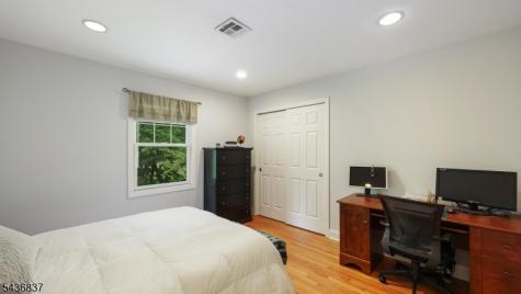 5 Maple Drive Warren NJ 07059