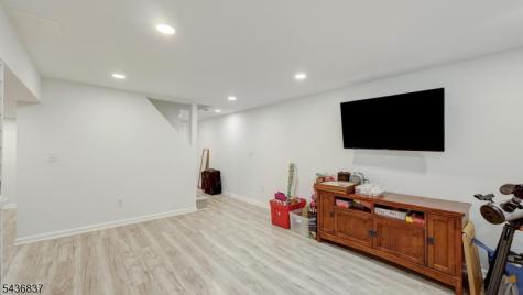5 Maple Drive Warren NJ 07059