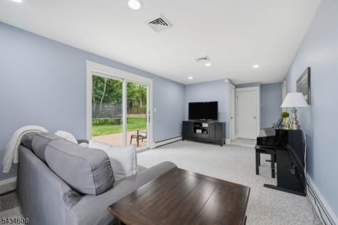 7 Kossuth Place Wayne NJ 07470