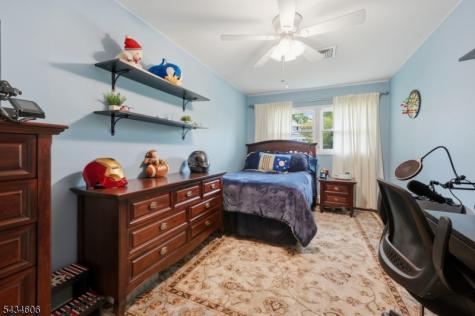 7 Kossuth Place Wayne NJ 07470