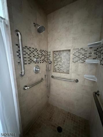 1075 Thomas Street Hillside NJ 07205