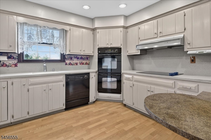 115 Old York Road Raritan NJ 08551