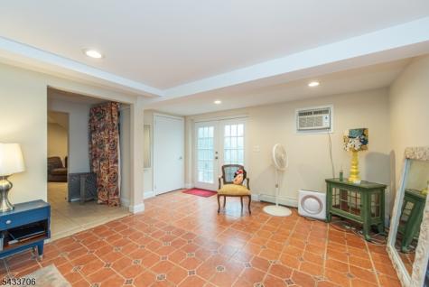 9 Albert Street West Milford NJ 07480