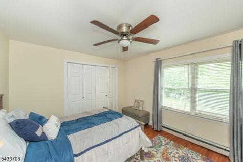 9 Albert Street West Milford NJ 07480
