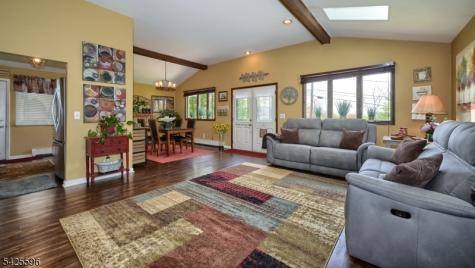 16 Forest Terrace Wayne NJ 07470