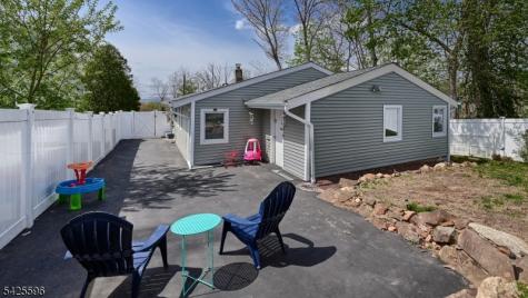 16 Forest Terrace Wayne NJ 07470
