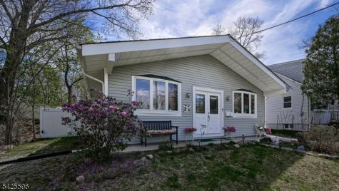 16 Forest Terrace Wayne NJ 07470
