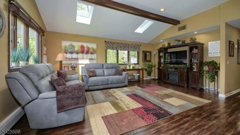 16 Forest Terrace Wayne NJ 07470