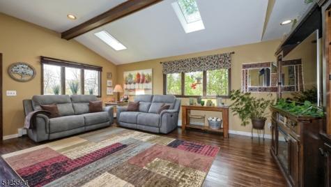 16 Forest Terrace Wayne NJ 07470