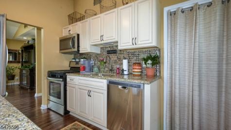 16 Forest Terrace Wayne NJ 07470