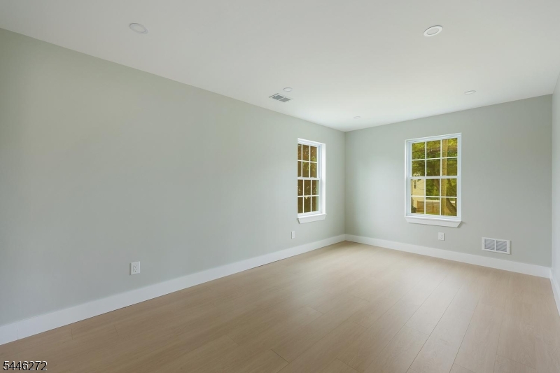 141 Lund Avenue Edison NJ 08820