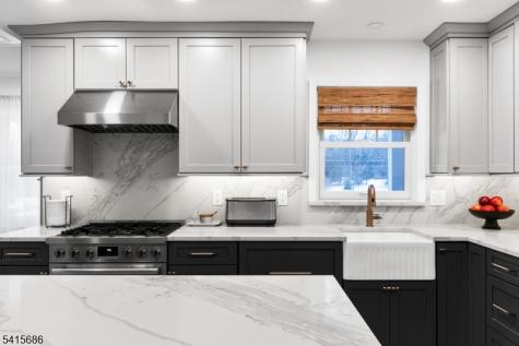24 Wharton Way Bernards NJ 07920