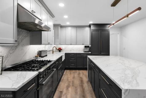 24 Wharton Way Bernards NJ 07920