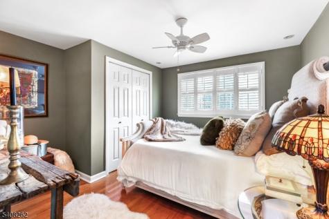 11 Miller Avenue Tewksbury NJ 08858