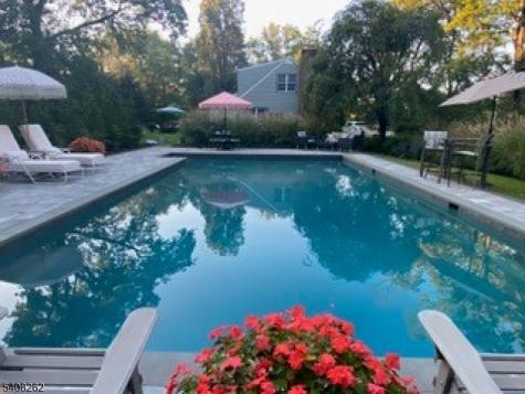 11 Miller Avenue Tewksbury NJ 08858