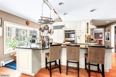 11 Miller Avenue Tewksbury NJ 08858