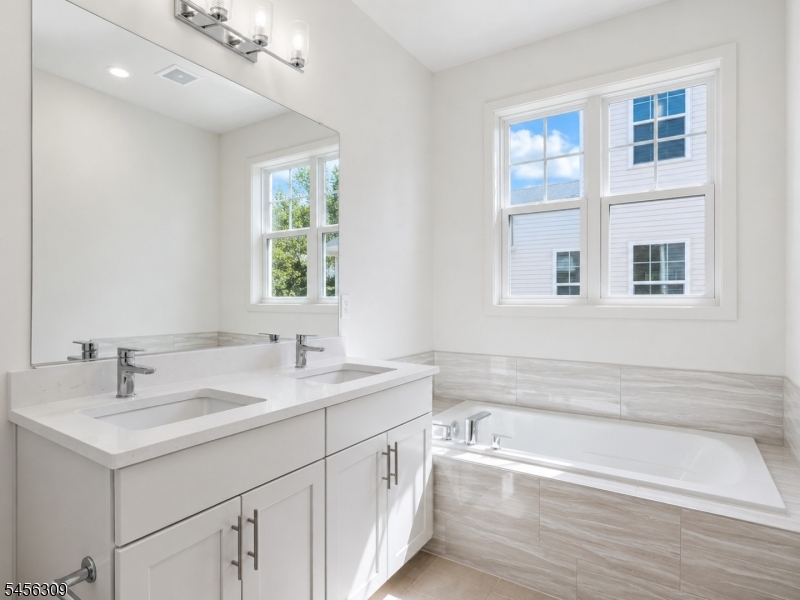 12 Spratt Court Hillsborough NJ 08844
