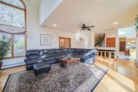 19 Dave Espie Way Wayne NJ 07470