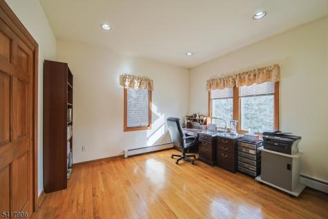 19 Dave Espie Way Wayne NJ 07470
