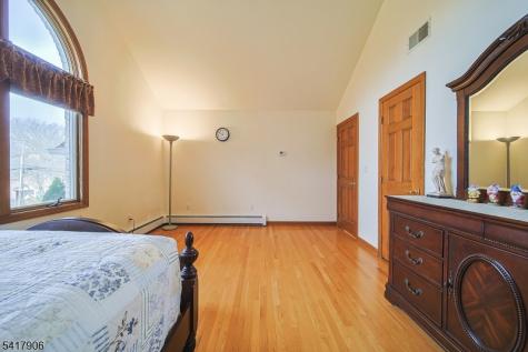 19 Dave Espie Way Wayne NJ 07470