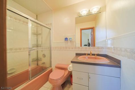 19 Dave Espie Way Wayne NJ 07470