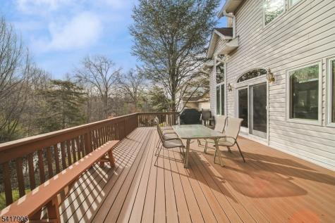 19 Dave Espie Way Wayne NJ 07470