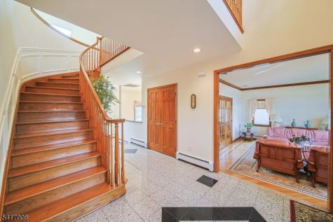 19 Dave Espie Way Wayne NJ 07470
