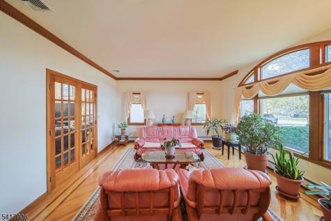 19 Dave Espie Way Wayne NJ 07470