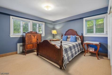 122 Sunrise Drive Hawthorne NJ 07506