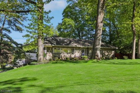 122 Sunrise Drive Hawthorne NJ 07506