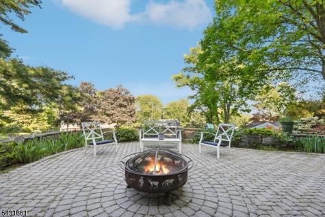 122 Sunrise Drive Hawthorne NJ 07506