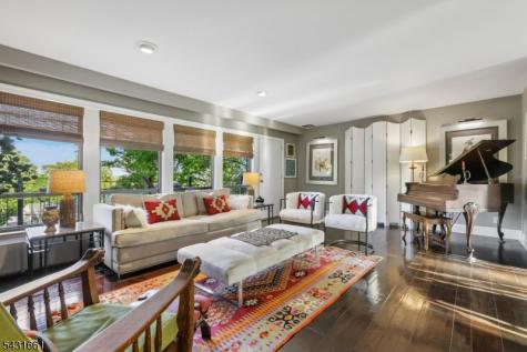 122 Sunrise Drive Hawthorne NJ 07506