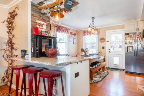 41 Frederick Avenue Hawthorne NJ 07506