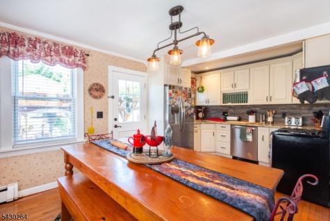 41 Frederick Avenue Hawthorne NJ 07506