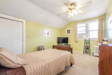 41 Frederick Avenue Hawthorne NJ 07506