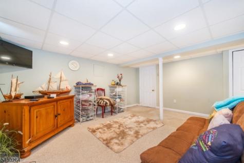 41 Frederick Avenue Hawthorne NJ 07506