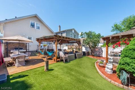 41 Frederick Avenue Hawthorne NJ 07506