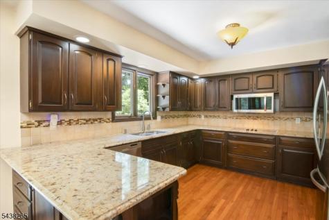 6 Green Hills Road Mendham NJ 07945