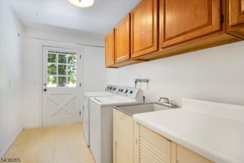 6 Green Hills Road Mendham NJ 07945
