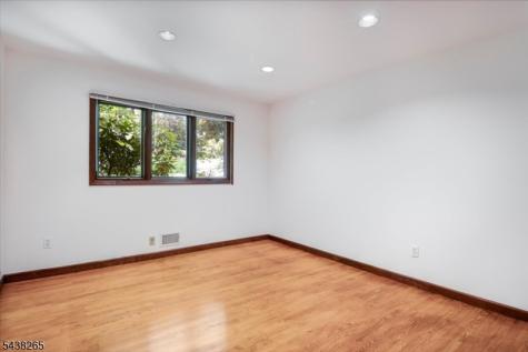 6 Green Hills Road Mendham NJ 07945