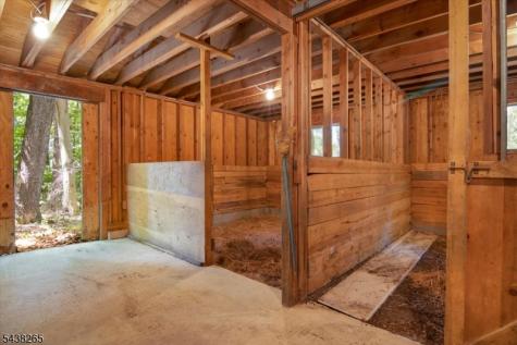 6 Green Hills Road Mendham NJ 07945