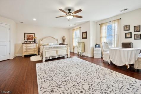 1121 N Washington Avenue Green Brook NJ 08812