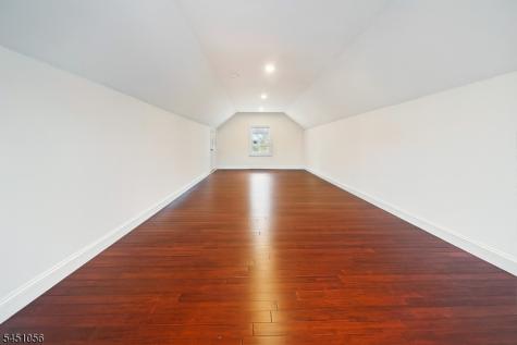 1121 N Washington Avenue Green Brook NJ 08812