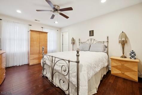 1121 N Washington Avenue Green Brook NJ 08812