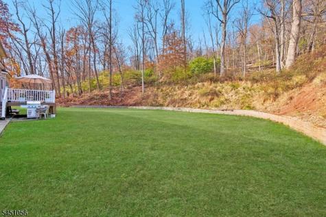 1121 N Washington Avenue Green Brook NJ 08812