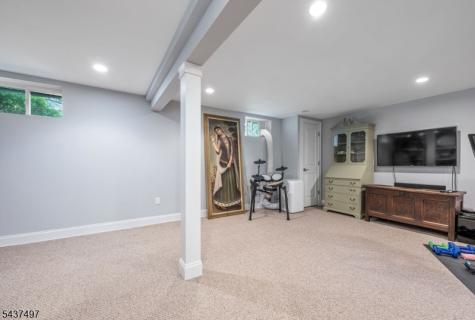 369 Voorhis Avenue Wyckoff NJ 07481